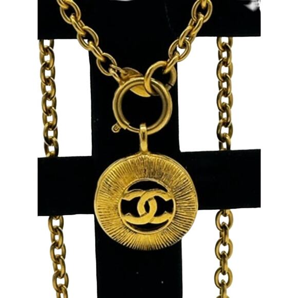 Timeless Chanel COCO‎ Mark Golden Necklace*Large CC Medallion - Picture 6 of 7